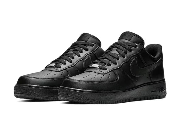 Air Force 1 Low "07" Negras