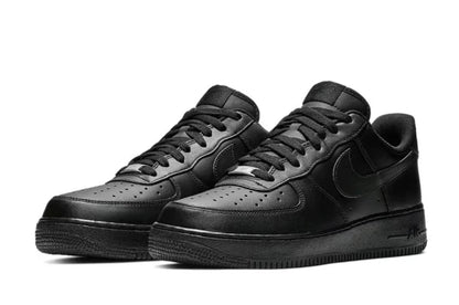 Air Force 1 Low "07" Negras